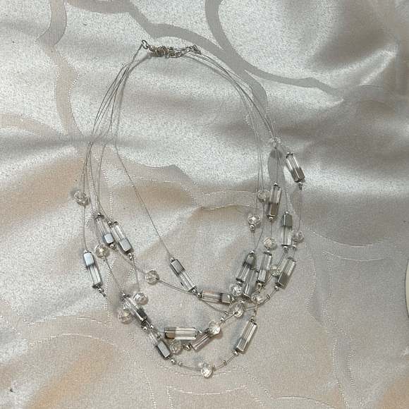 Women’s silver metal & clear bead multi strand necklace. - Picture 2 of 4